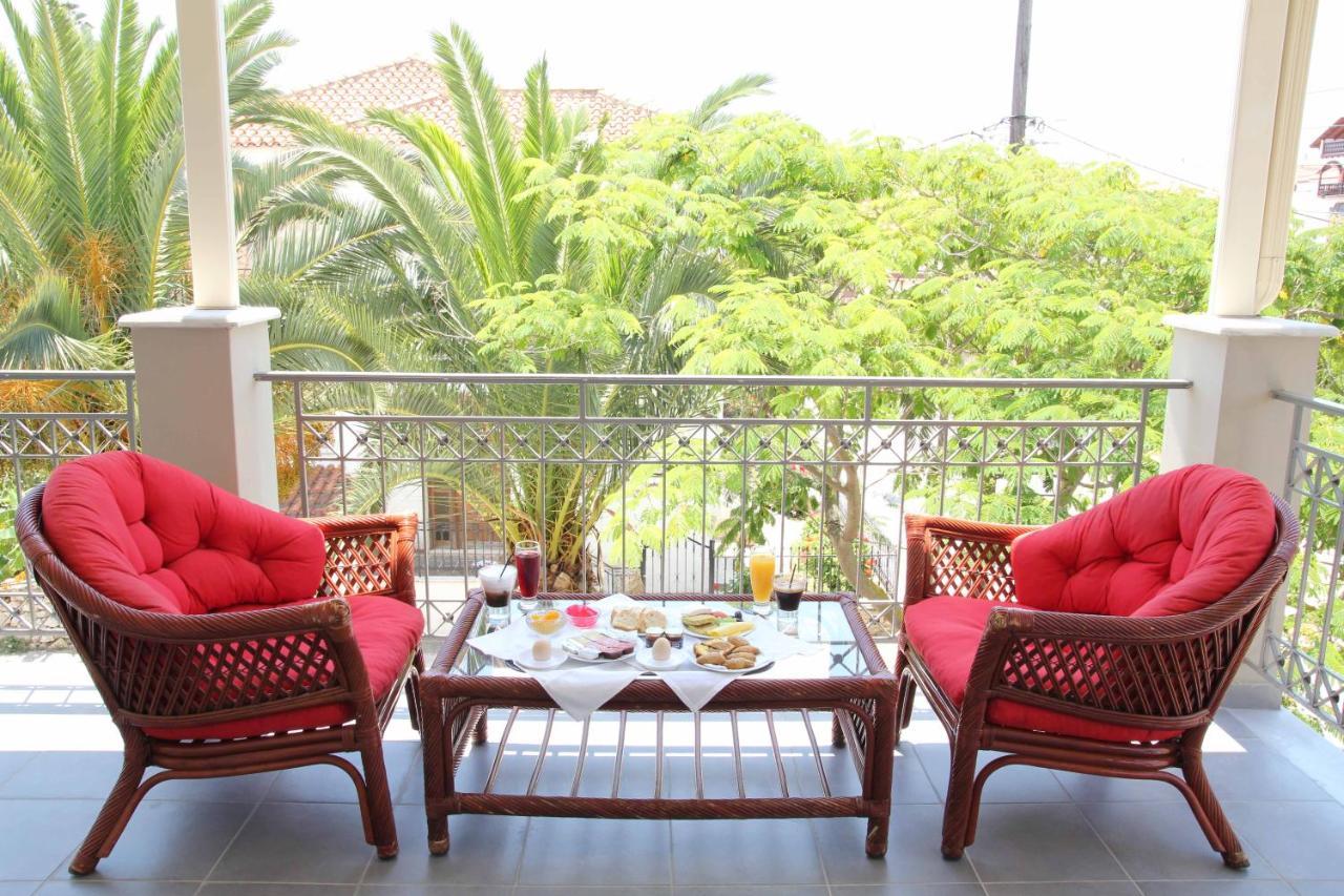 Achilles Hotel Methoni  Extérieur photo